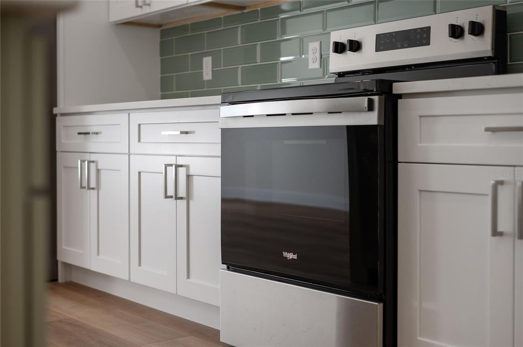 Image 15 of property listing at 144 11TH AVENUE, Osteen, FL 32764