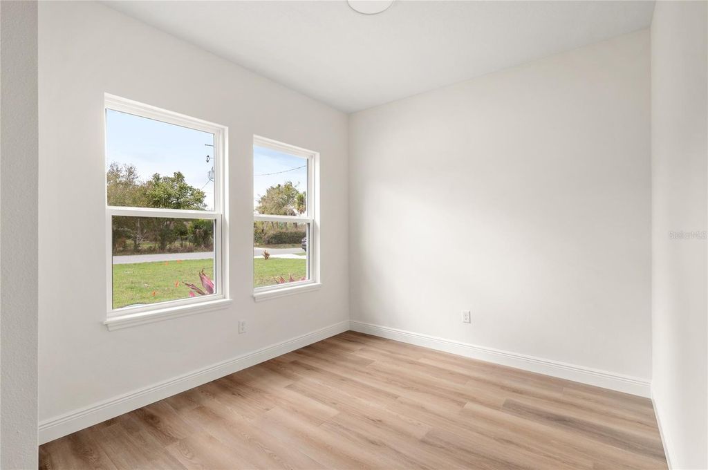 Image 31 of property listing at 144 11TH AVENUE, Osteen, FL 32764