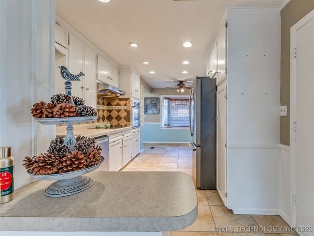 1568 E 60th Street, Tulsa, OK 74105