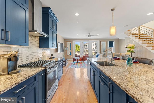 7029 GARRETT RD, Rockville, MD 20855