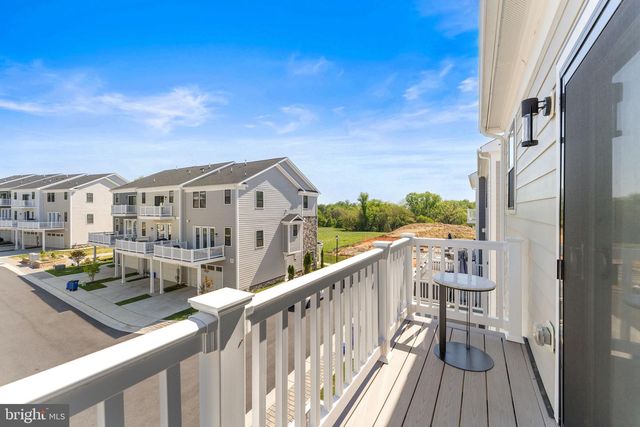 7029 GARRETT RD, Rockville, MD 20855