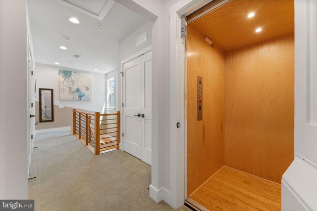 7029 GARRETT RD, Rockville, MD 20855