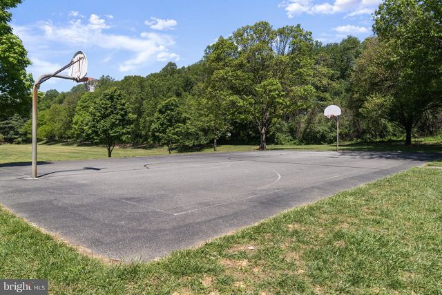 7029 GARRETT RD, Rockville, MD 20855