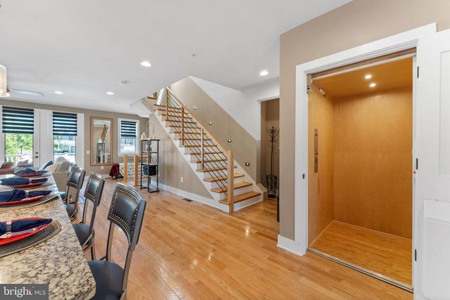 7029 GARRETT RD, Rockville, MD 20855