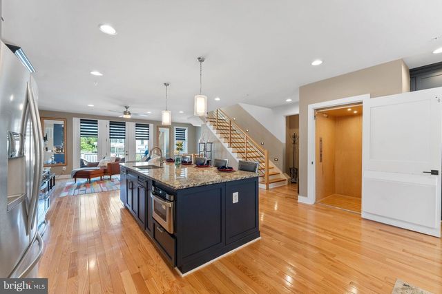 7029 GARRETT RD, Rockville, MD 20855
