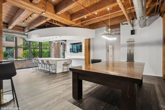 1040 W Adams Street 110, Chicago, IL 60607