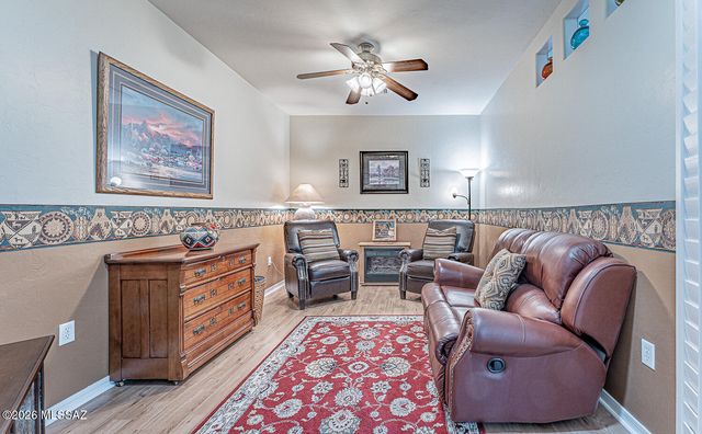 524 W Aspenwood Street, Green Valley, AZ 85614