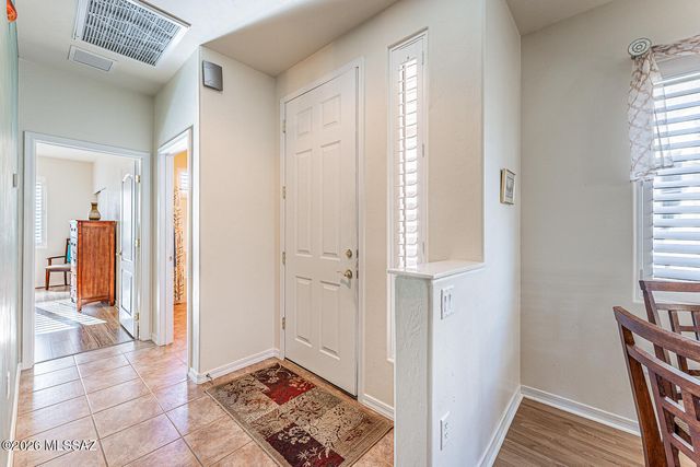 524 W Aspenwood Street, Green Valley, AZ 85614