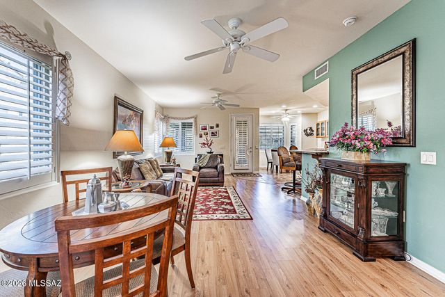 524 W Aspenwood Street, Green Valley, AZ 85614