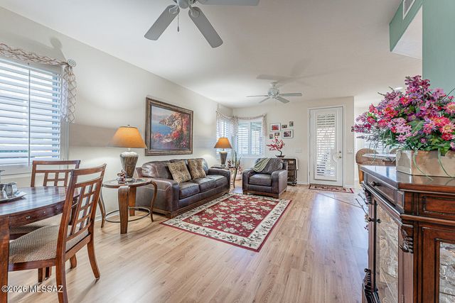 524 W Aspenwood Street, Green Valley, AZ 85614