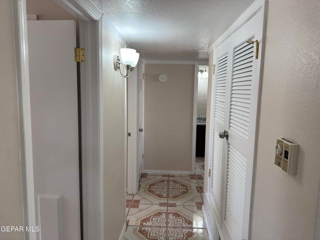 3501 RED SAILS Drive, El Paso, TX 79936