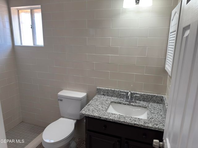 3501 RED SAILS Drive, El Paso, TX 79936