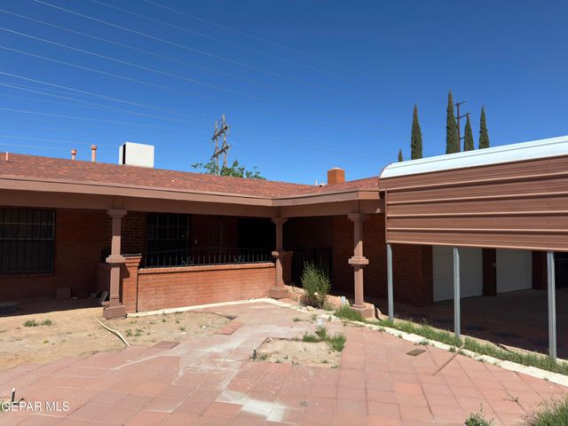 3501 RED SAILS Drive, El Paso, TX 79936