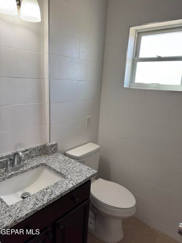 3501 RED SAILS Drive, El Paso, TX 79936