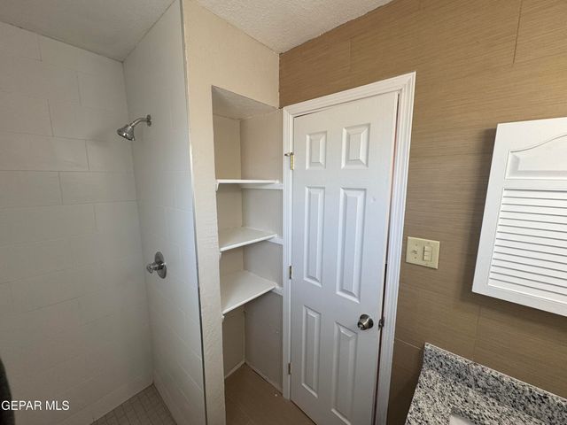 3501 RED SAILS Drive, El Paso, TX 79936