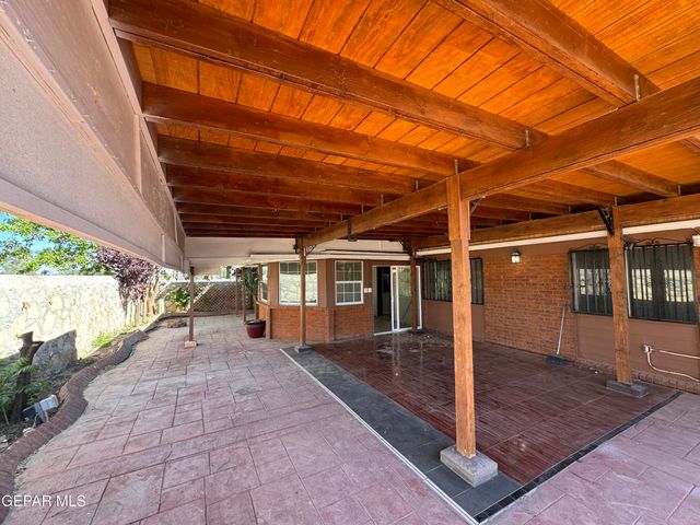 3501 RED SAILS Drive, El Paso, TX 79936