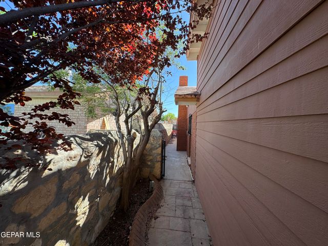 3501 RED SAILS Drive, El Paso, TX 79936