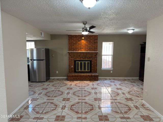 3501 RED SAILS Drive, El Paso, TX 79936