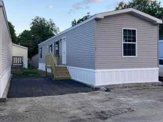 75 South Policy Street # 3, Salem, NH 03079