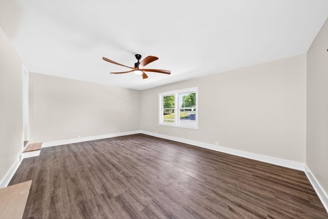4097 Hanging Limb Hwy, Monterey, TN 38574