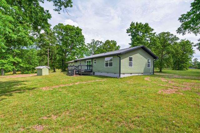 4097 Hanging Limb Hwy, Monterey, TN 38574