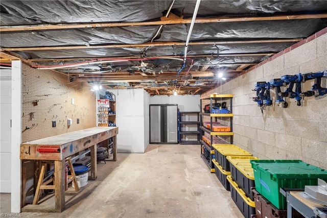 478 Leonard Berrier Road, Lexington, NC 27295
