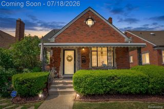 11695 McDougall Street, Hamtramck, MI 48212
