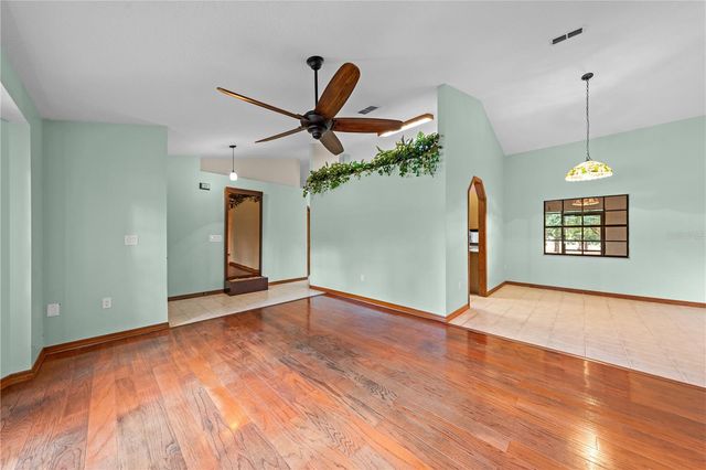 1860 MUSTANG COURT, St Cloud, FL 34771