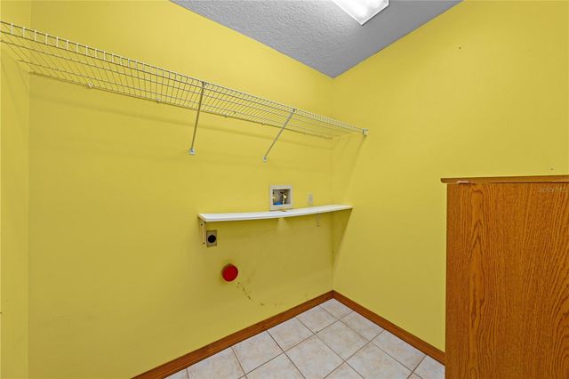 1860 MUSTANG COURT, St Cloud, FL 34771