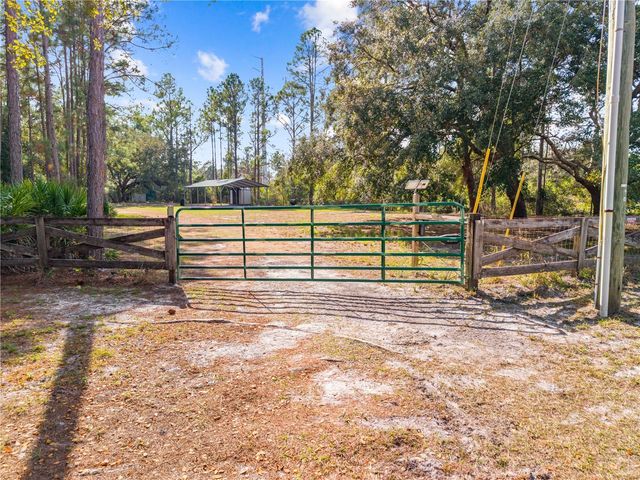 1860 MUSTANG COURT, St Cloud, FL 34771