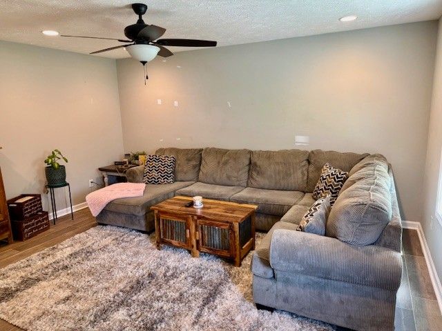 1316 Old Cowan Rd, Winchester, TN 37398