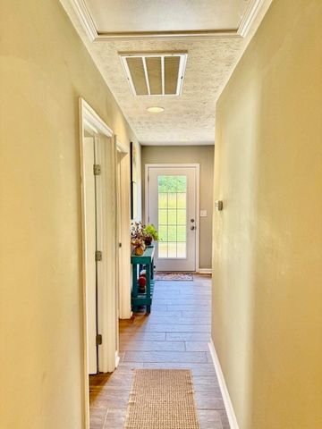 1316 Old Cowan Rd, Winchester, TN 37398
