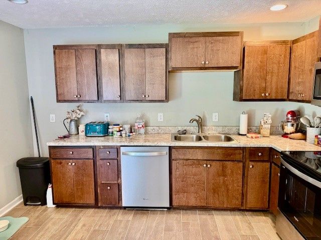 1316 Old Cowan Rd, Winchester, TN 37398