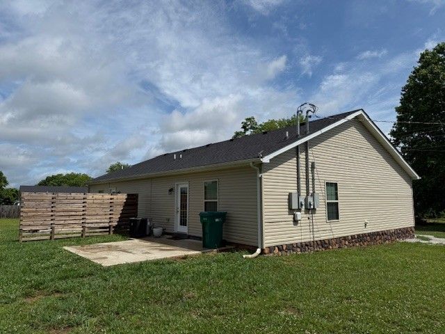 1316 Old Cowan Rd, Winchester, TN 37398
