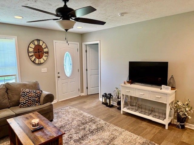 1316 Old Cowan Rd, Winchester, TN 37398