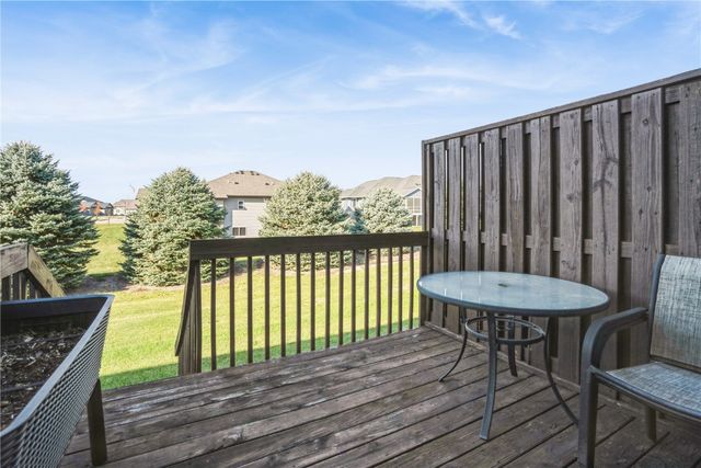 3620 Banar Drive SW E, Cedar Rapids, IA 52404