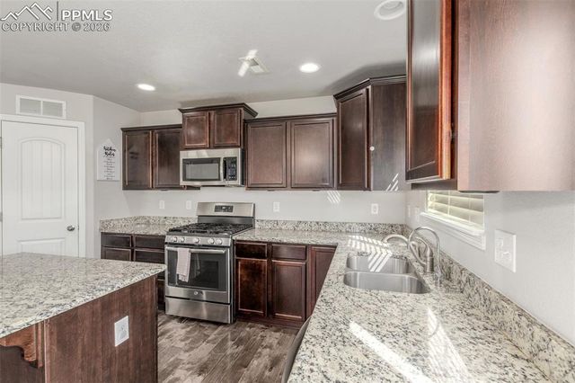 10677 Traders Parkway, Fountain, CO 80817