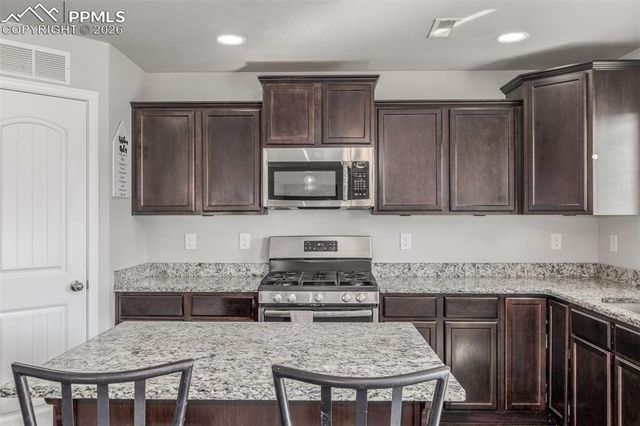 10677 Traders Parkway, Fountain, CO 80817