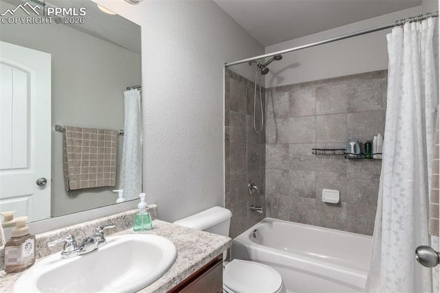 10677 Traders Parkway, Fountain, CO 80817