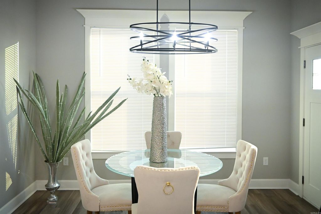 9117 Johnson Drive, Sherwood, AR 72120