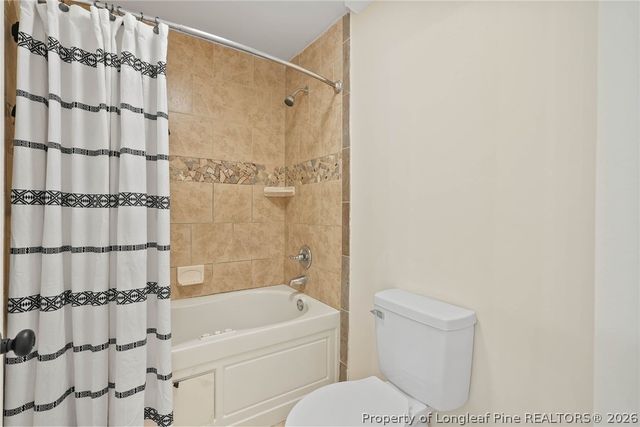 1610 Irwin Circle, Fayetteville, NC 28303
