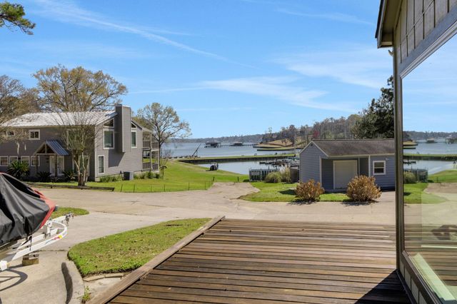 171 Harbour Row Drive, Coldspring, TX 77331