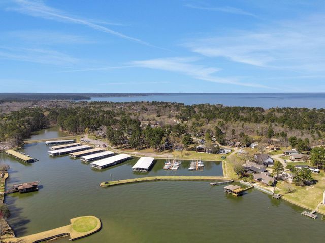 171 Harbour Row Drive, Coldspring, TX 77331