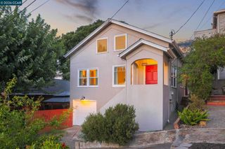 425 Bay St, Crockett, CA 94525