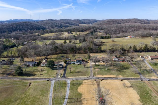 316 Highland Heights Dr, Goodlettsville, TN 37072