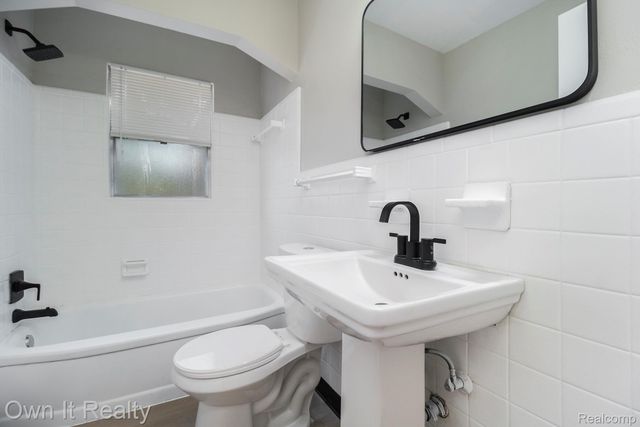 11662 Chatham Street, Detroit, MI 48239