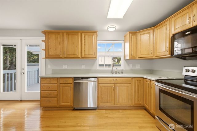 22426 3rd Place W, Bothell, WA 98021