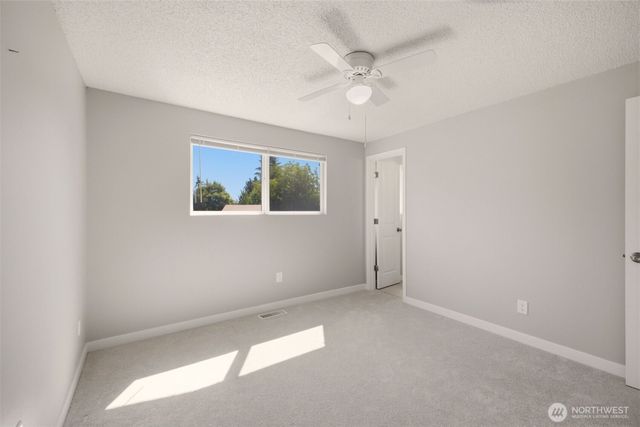 22426 3rd Place W, Bothell, WA 98021