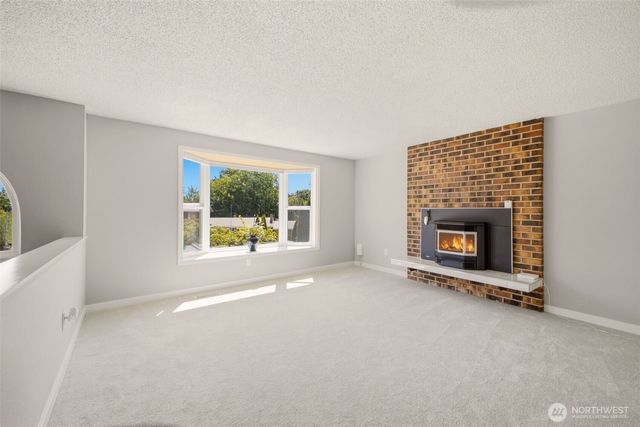 22426 3rd Place W, Bothell, WA 98021