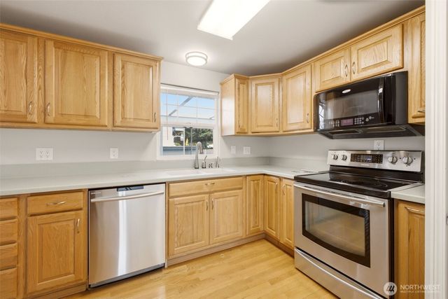 22426 3rd Place W, Bothell, WA 98021